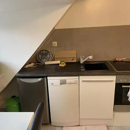 In - Ruhige Lage Mit Bester Anbindung Ноймюнстер