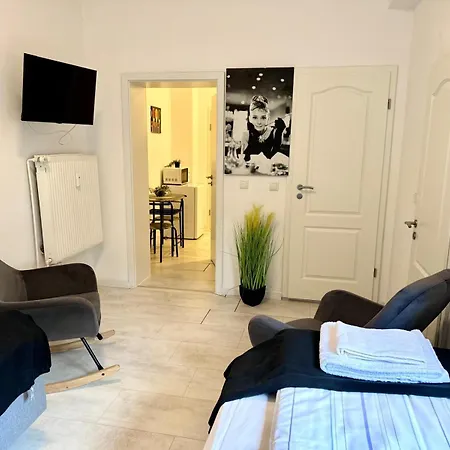 In - Ruhige Lage Mit Bester Anbindung Апартаменты *